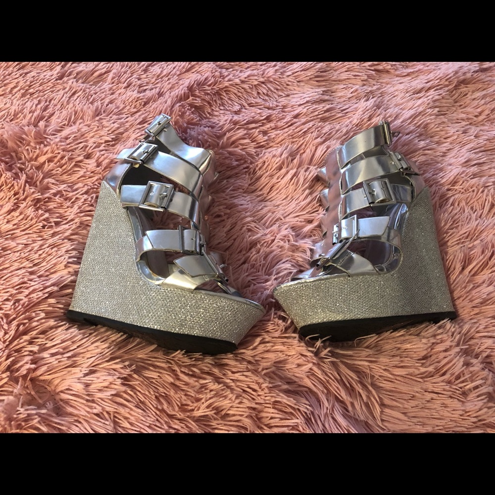 Wedges - Picture 3 of 4